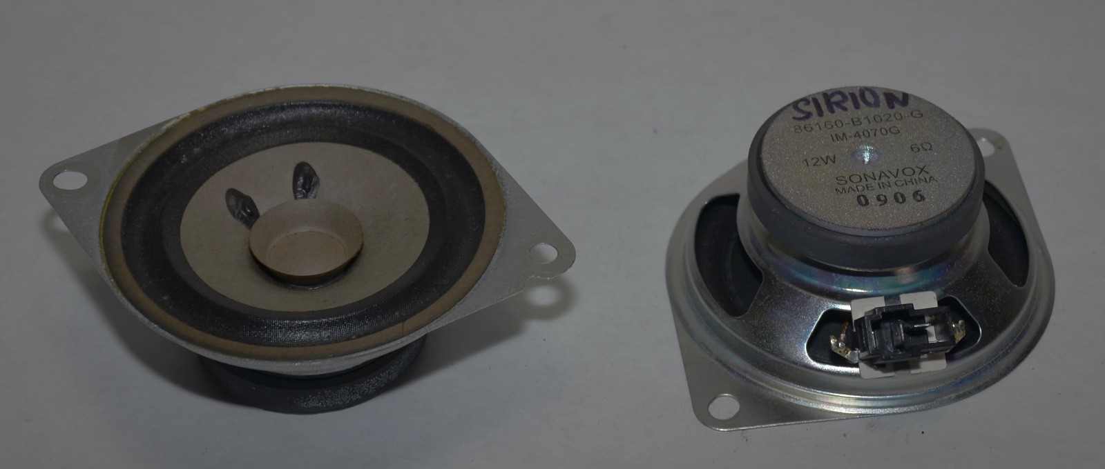 Daihatsu Sirion M3 Midrange Door Speaker 86160-B1020 Front Door