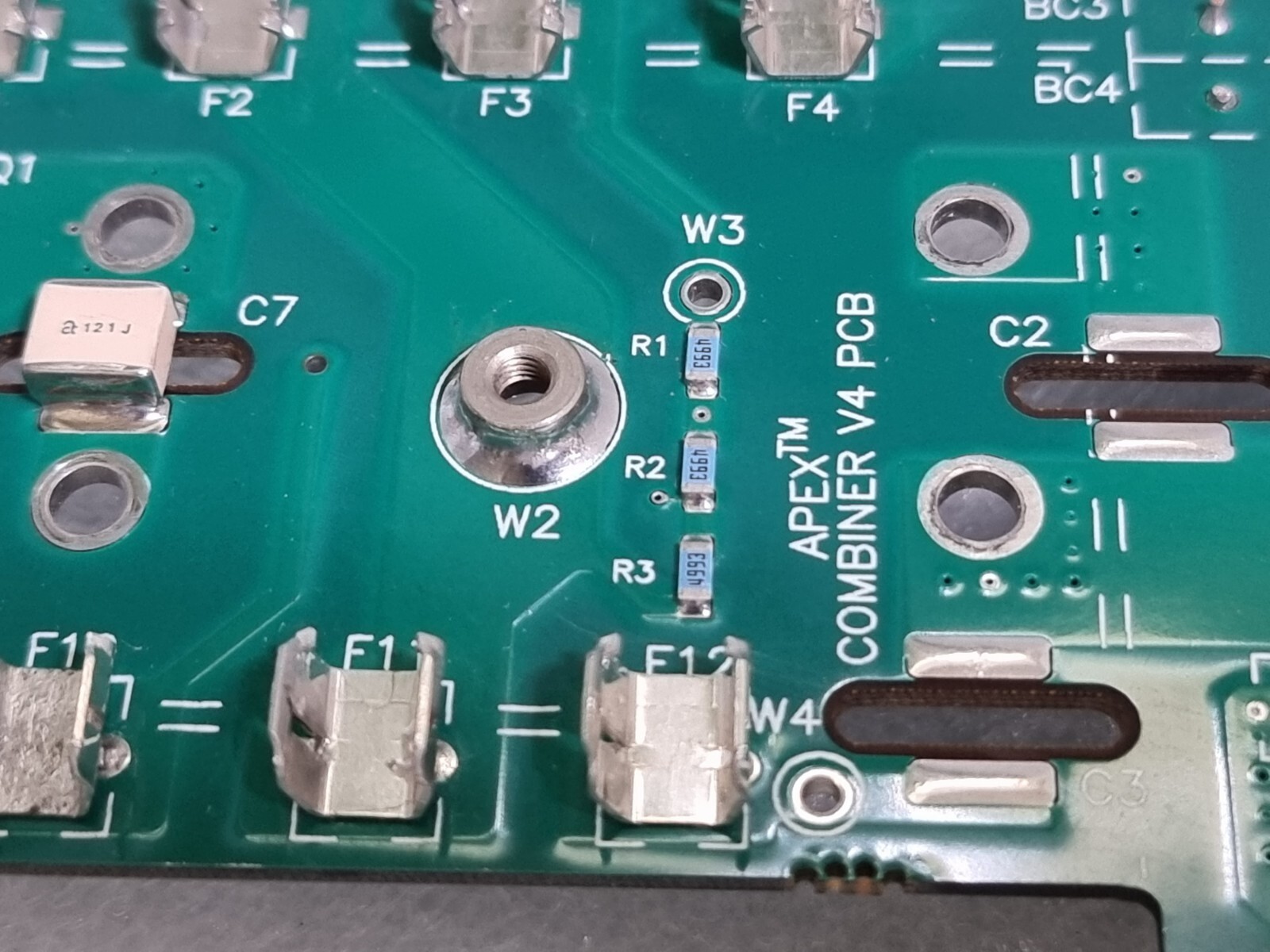 AE 2305650-A APEX COMBINER V4 PCB 1310032