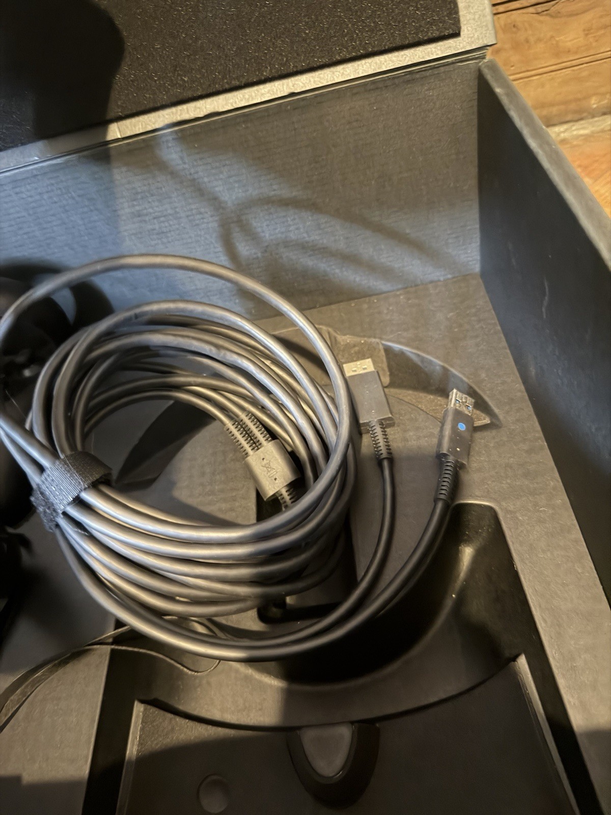 Complete Oculus Rift Vr CV1 Headset Tested Working In Box Virtual Reality System