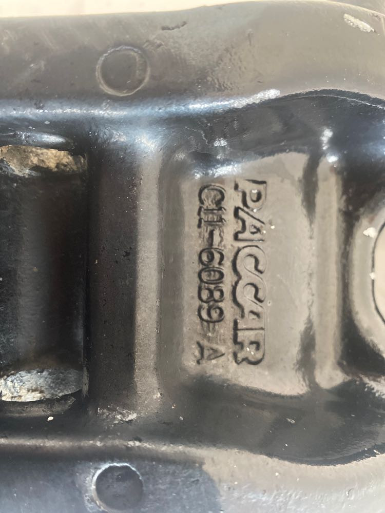 2018 Suspension Bracket C116089 for Paccar DX40 (641-12475)
