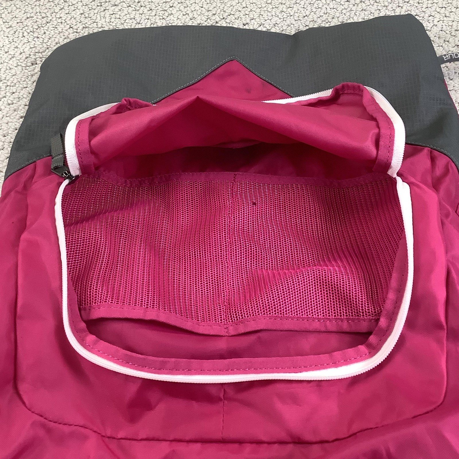 Under Armour Drawstring Backpack Sackpack Pink Gray Gym Bag UA Logo