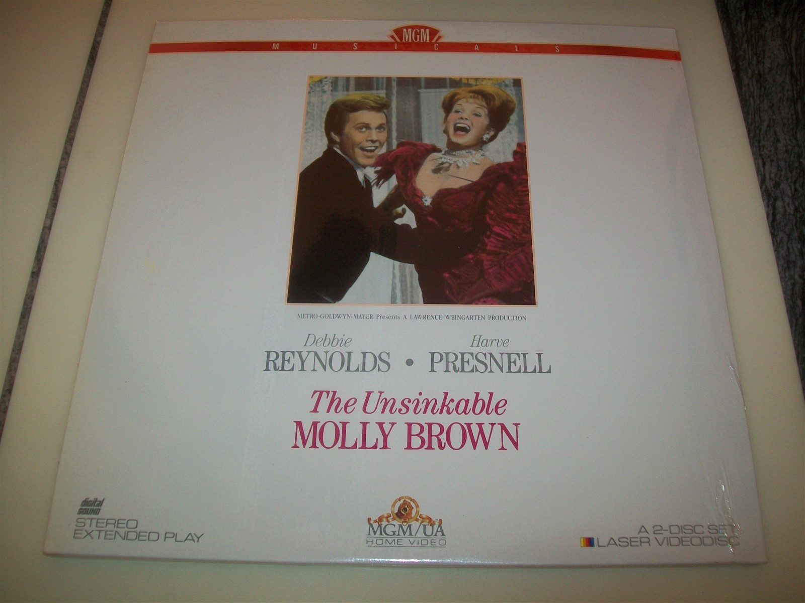 THE UNSINKABLE MOLLY BROWN 2-Laserdisc LD BRAND NEW SEALED RARE DEBBIE REYNOLDS