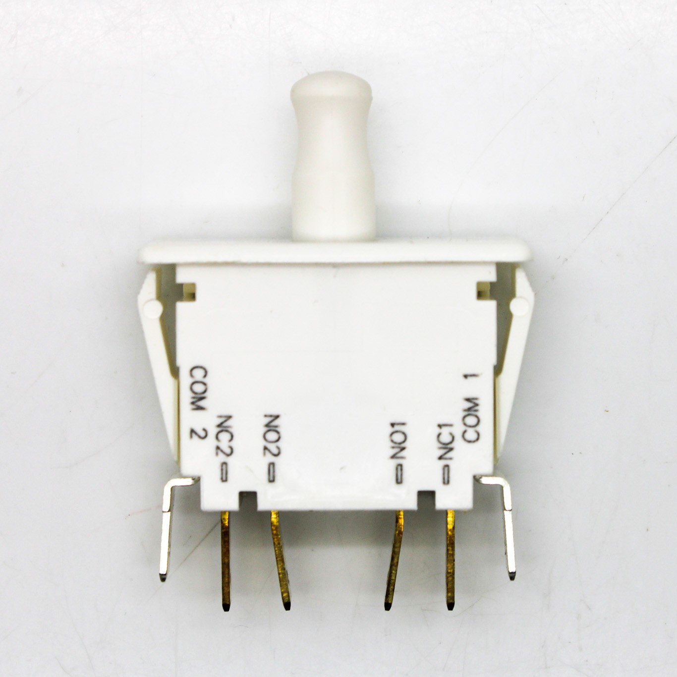 ZF Electronics 10A 250VAC 2-P (On) Off On Push Button Switch 0F79-30A0