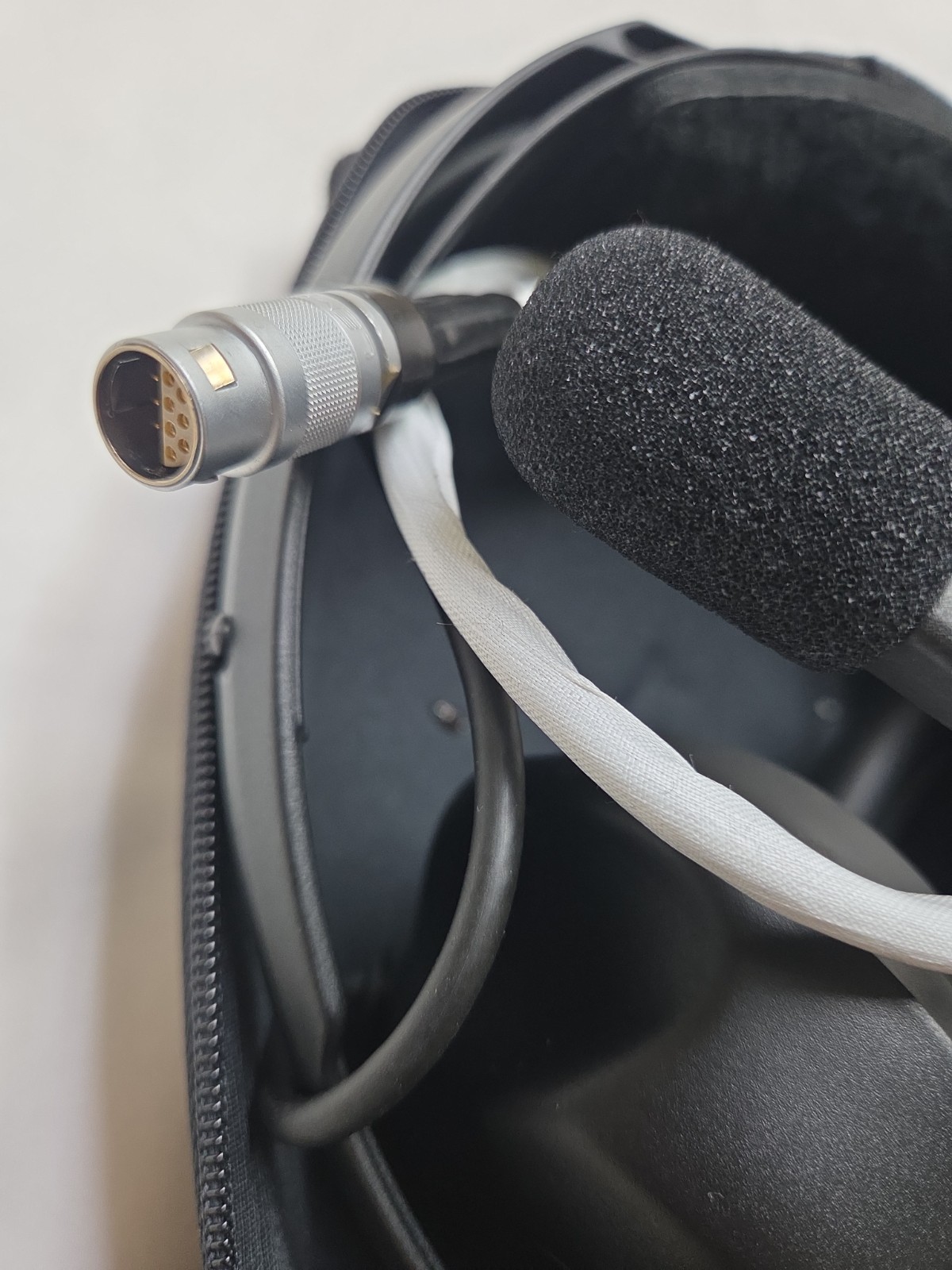 Pilot DNC XL Headset With Case