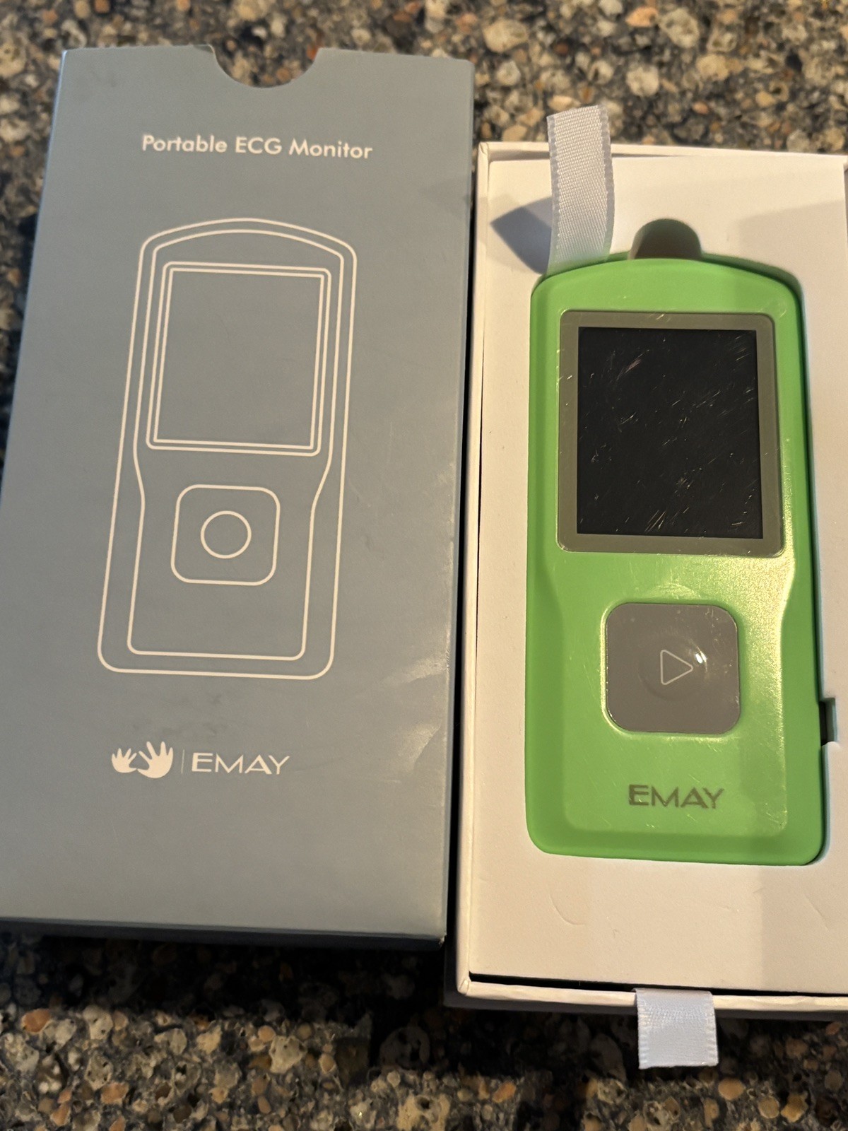 EMAY Portable ECG Monitor X001GG14H1 Electrocardiograph Handheld Cardiology