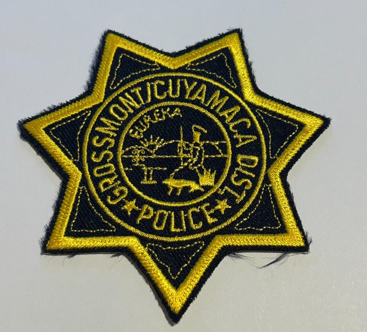 Obsolete California Grossmont - Cuyamaca College DIstrict Police 3" Patch Used