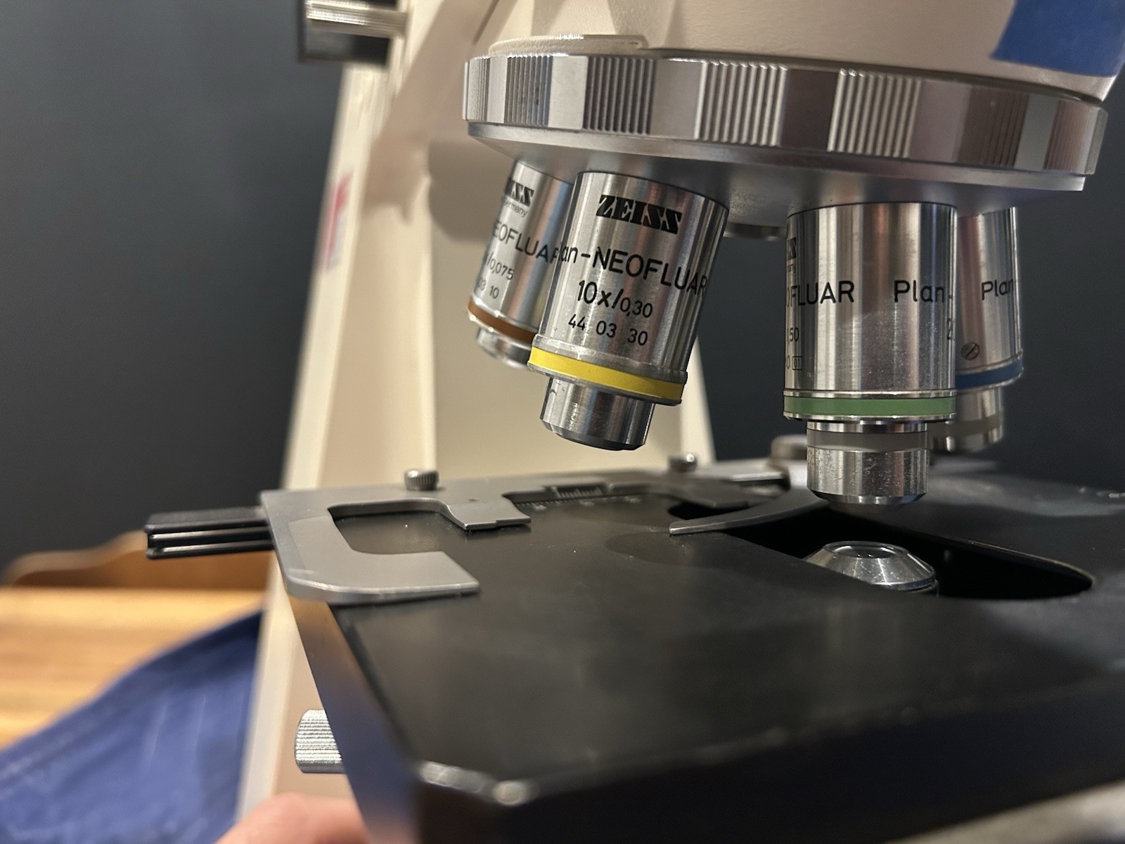 Zeiss Axioskop & AmScope MU1000 10MP USB 2.0 Microscope Digital Camera