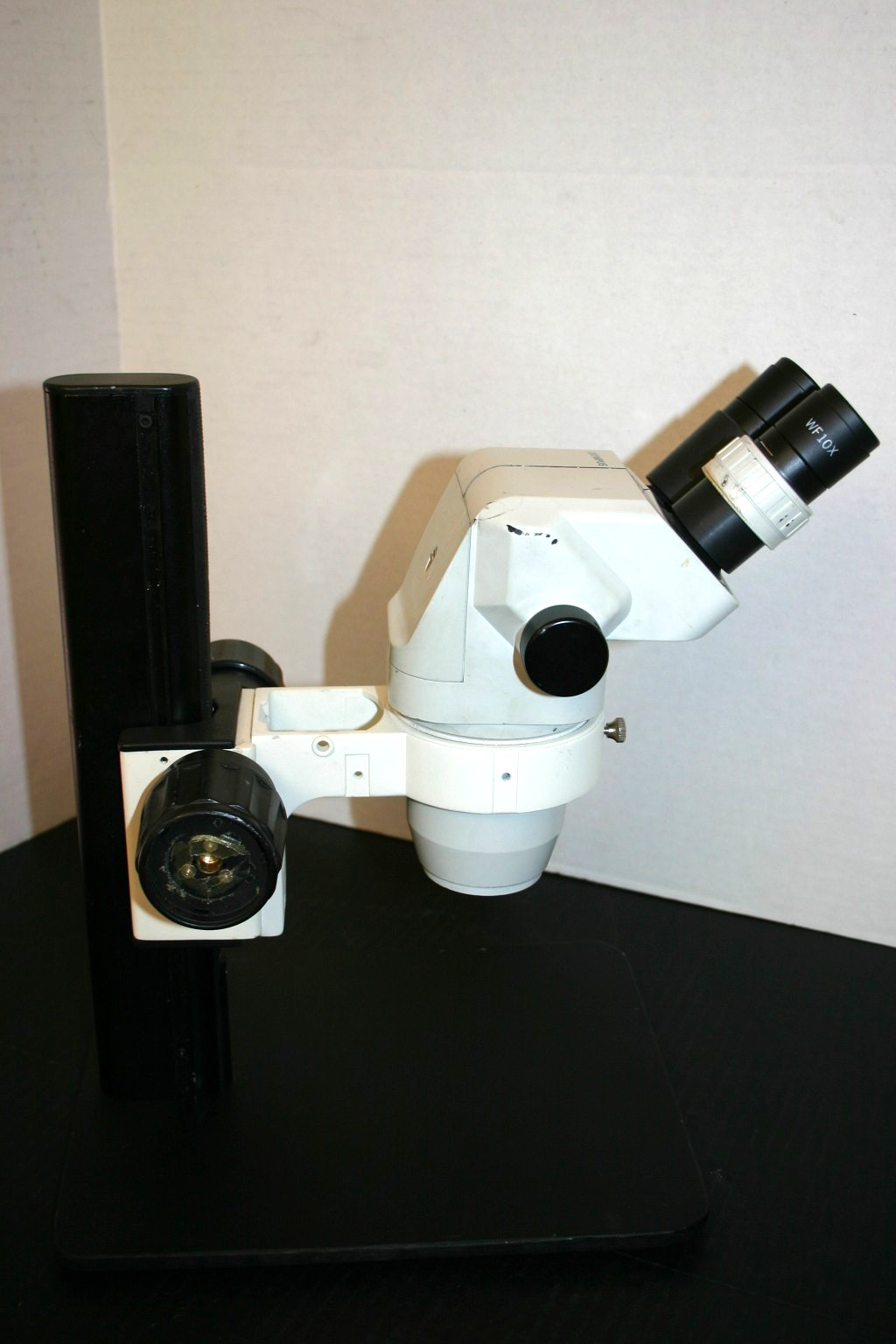 Olympus SZ-4045 ESD Stereozoom Microscope 7-40X on Rack Desktop Nice Image