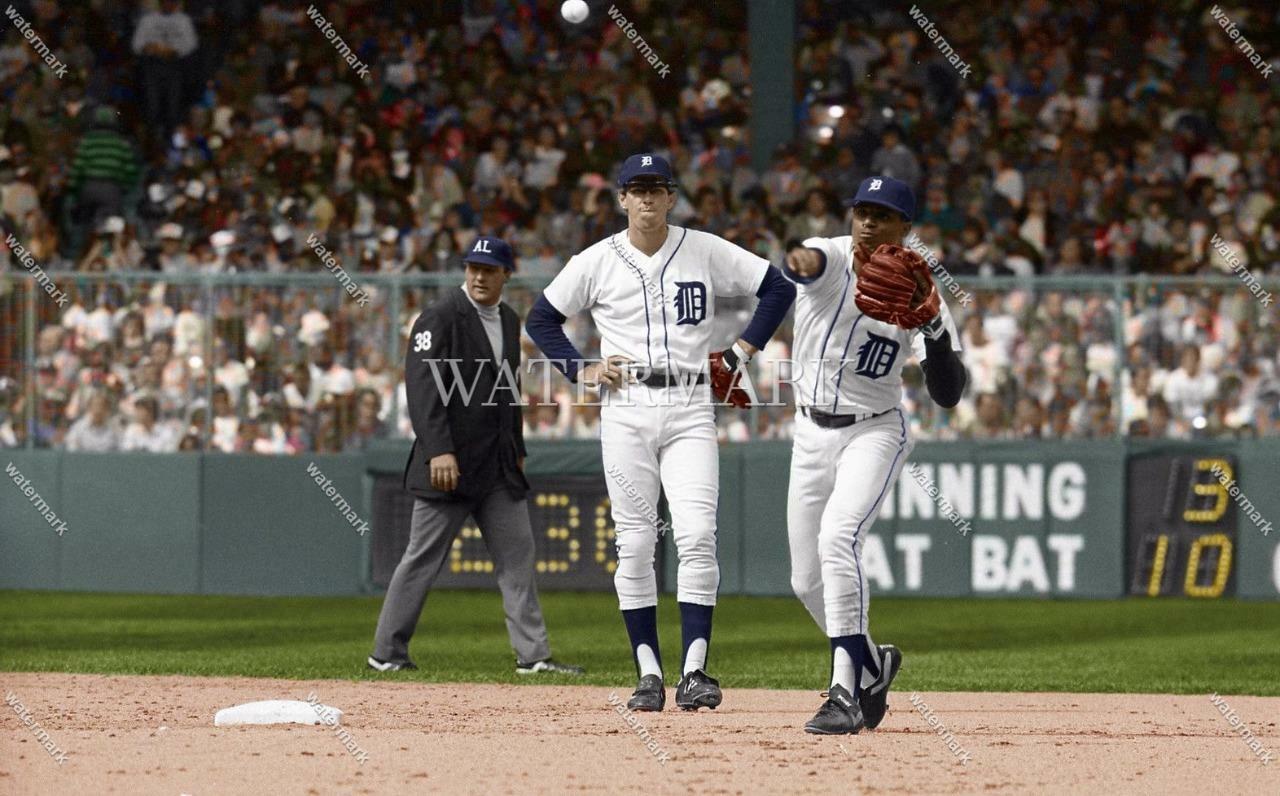 DW77 Lou Whitaker - Alan Trammell Detroit 8x10 11x14 16x20 Colorized Photo