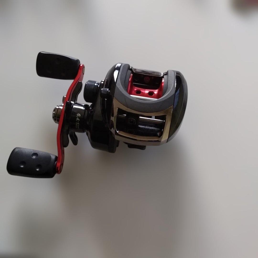 Abu Garcia Black Max 6:4:1