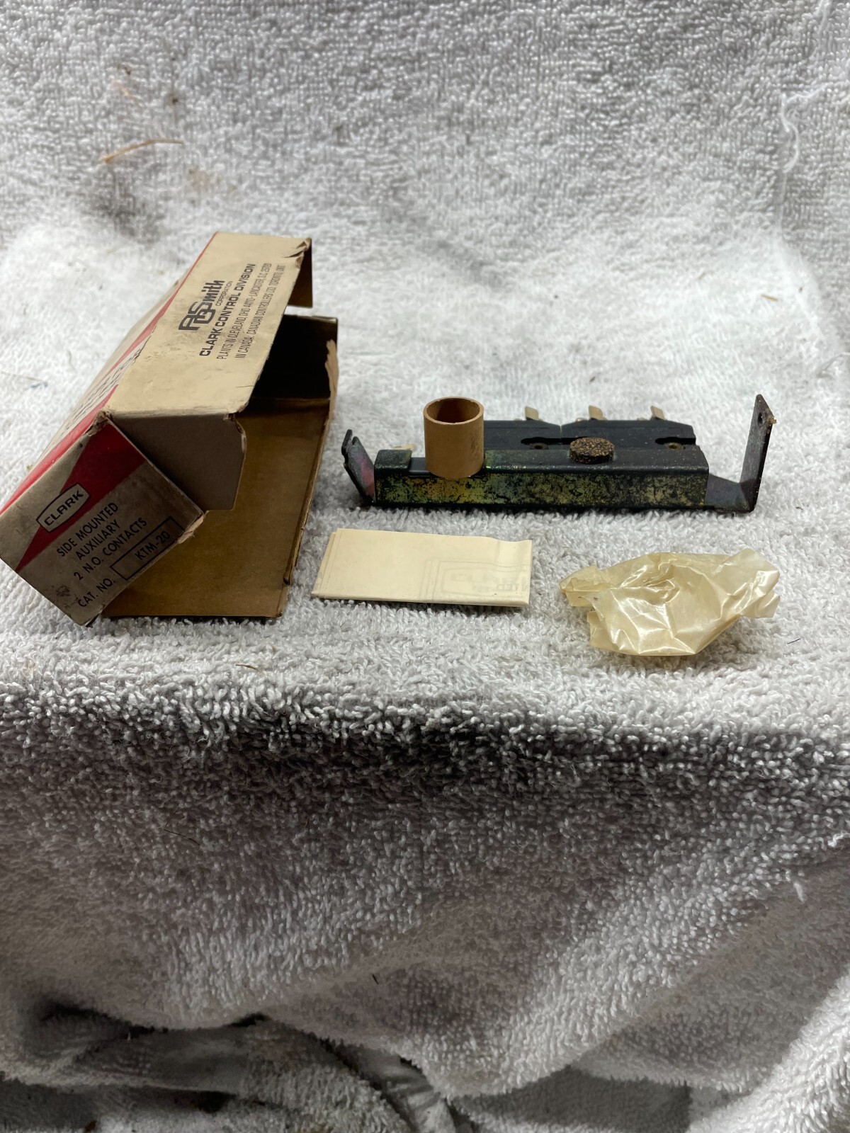 Clark Side Mounted Auxiliary KTM-20 2 N. O. Contacts