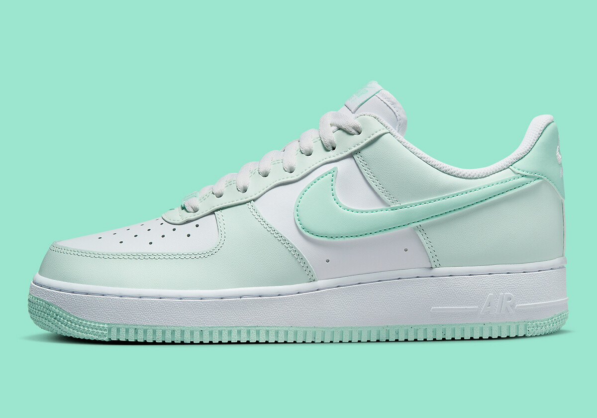 Nike Air Force 1 '07 Low Barely Green Mint Foam White Nby FZ4123-394 sz 11.5 Men