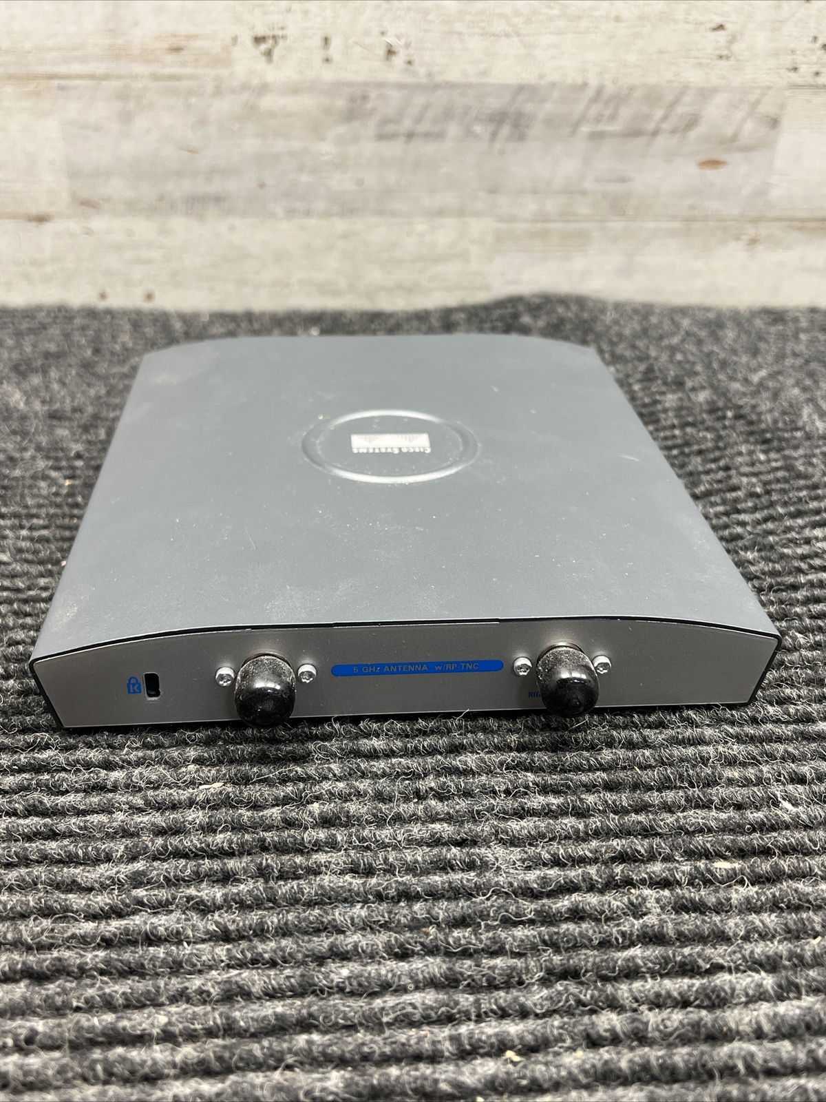 New Open Box Cisco AIR-LAP1242AG-A-K9 - Wireless