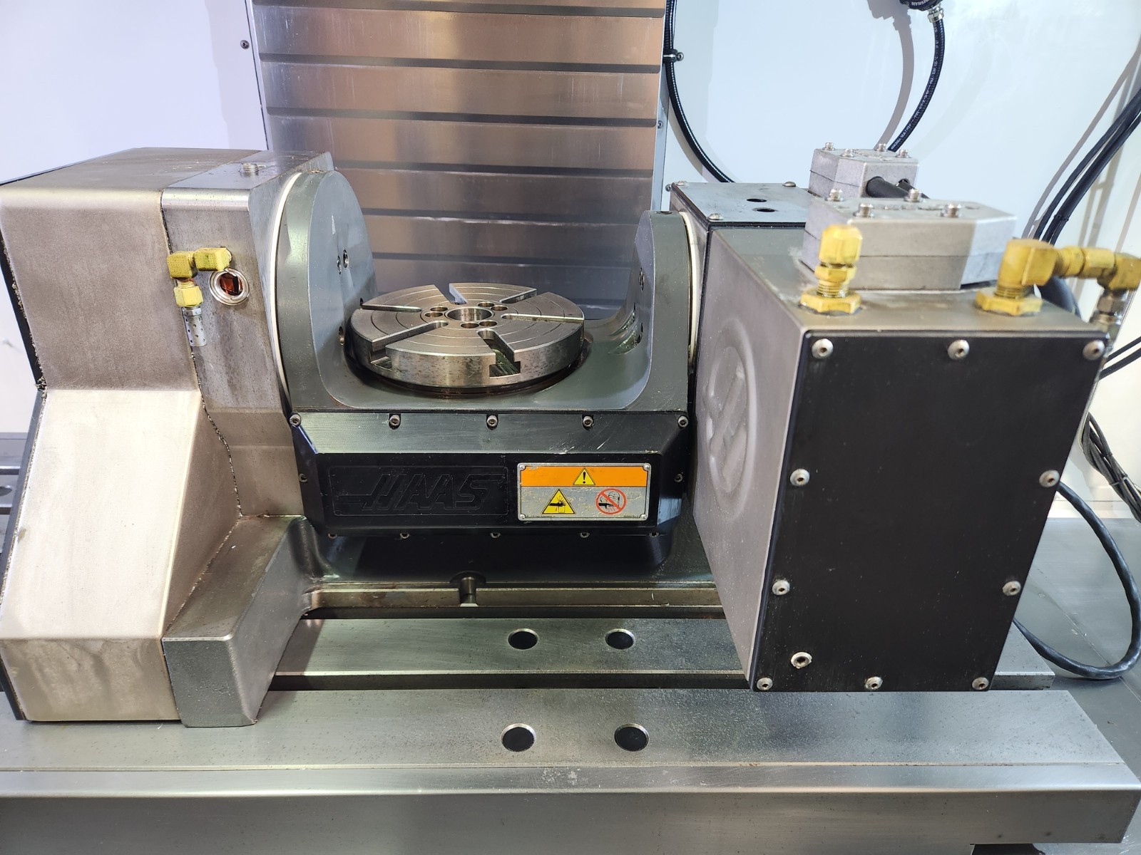 HAAS TR200Y TRUNNION 5 AXIS P4 SIGMA 5, MFG 2017, SEE VIDEO