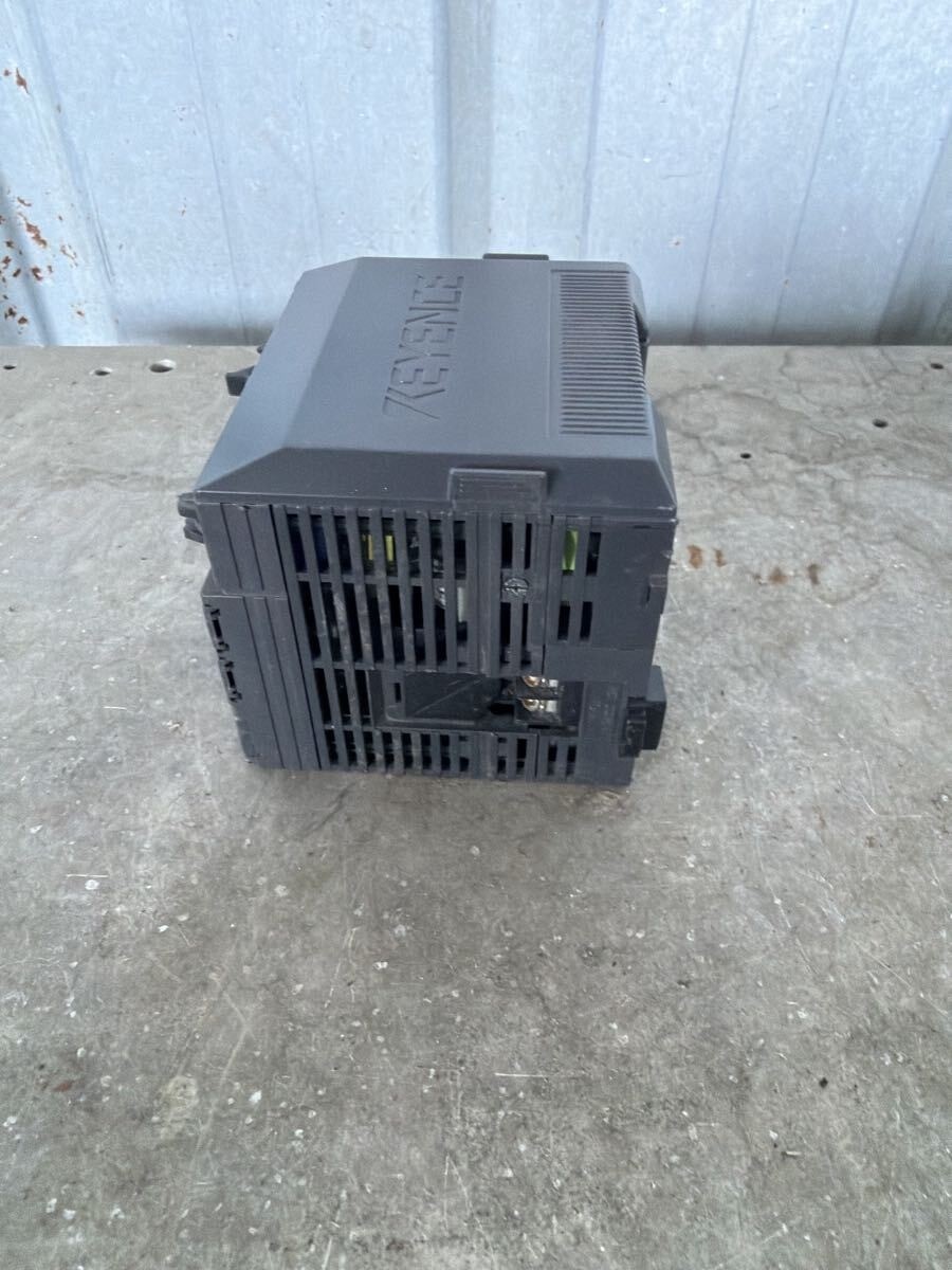 KEYENCE KV-1000 PLC Controller Unit Power On Tested USED