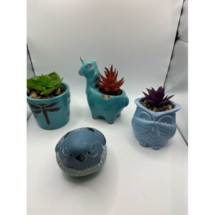 Lot of 4 Home Decor Items