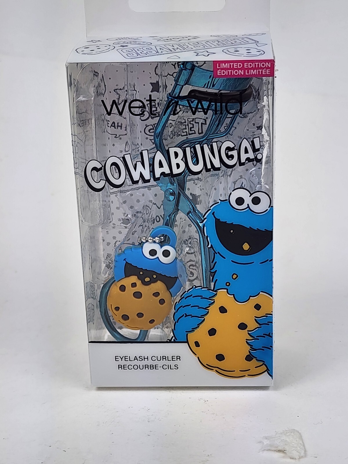 Wet N Wild Sesame Street Cookie Monster Cowabunga eyelash curler Limited new