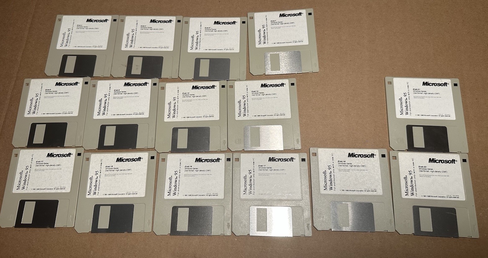 Microsoft Windows 95  Lot Of 15  Floppy Disk:  Disk 3.5" VTG Incomplete DMF