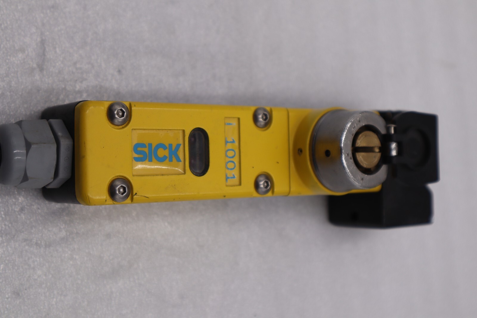 Sick 6021016 Safety Switch STOCK B-1597