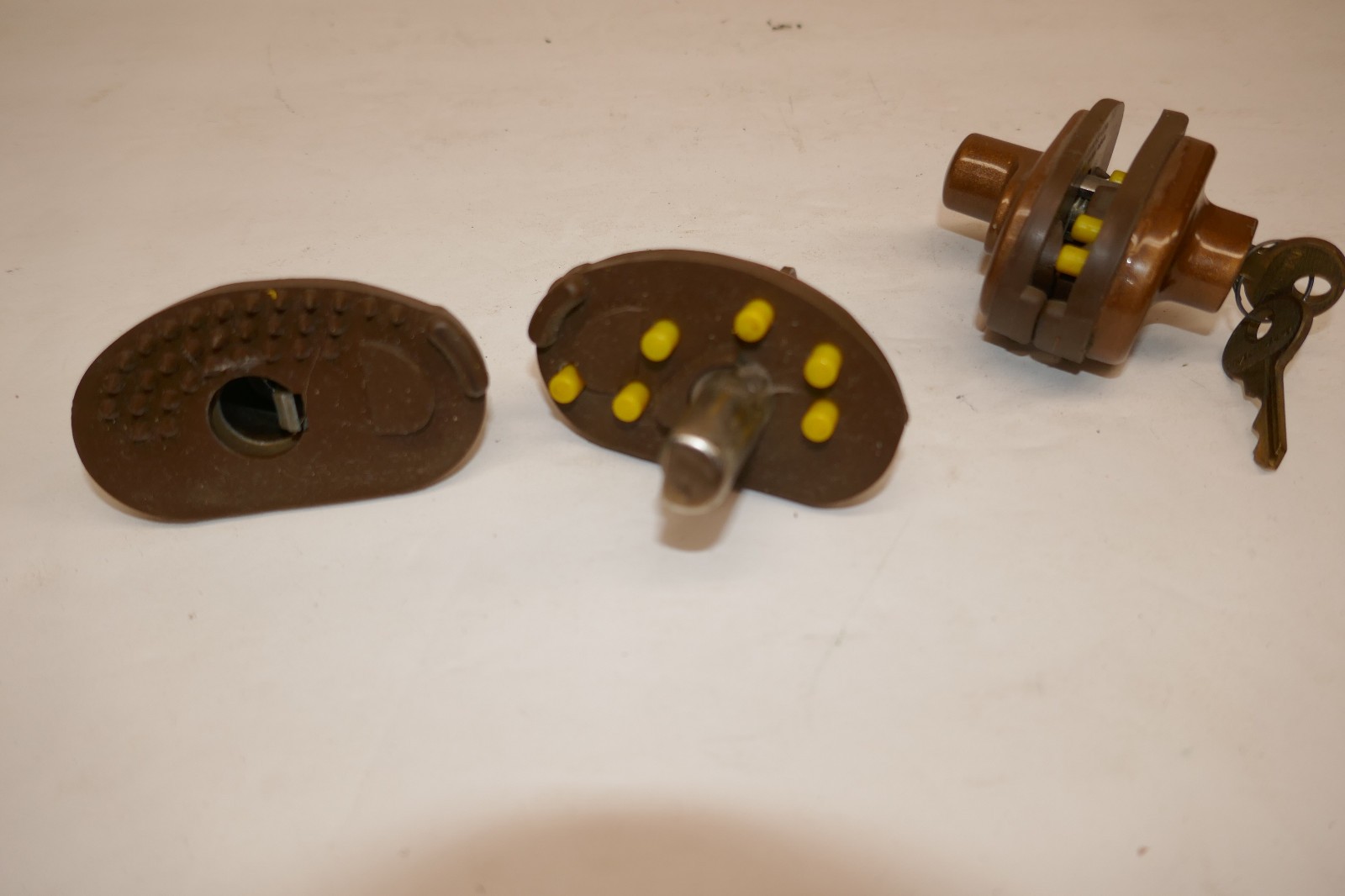 2 x Master Lock Gun Lock Trigger Lock with keys