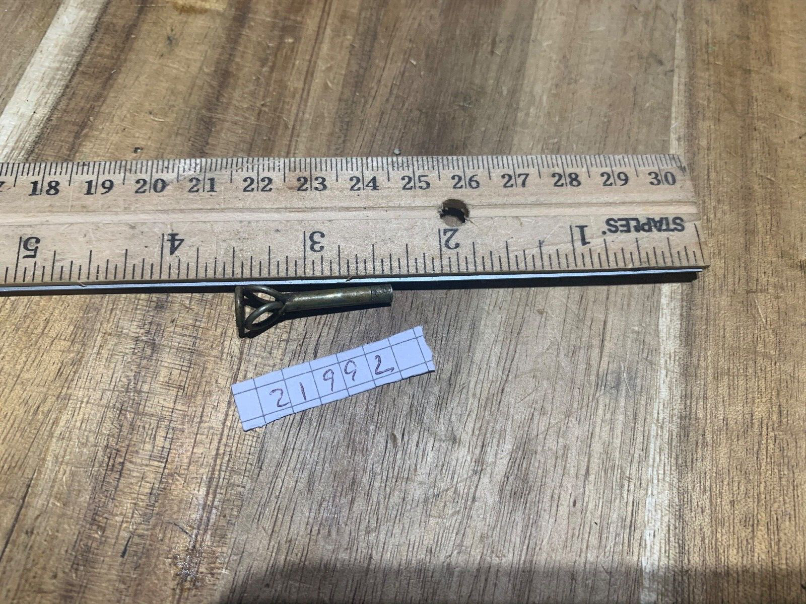 Antique vintage fishing rod tip guide (21992)