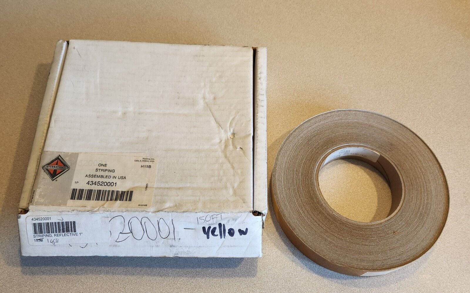 GENUINE NEW INTERNATIONAL 434520001 YELLOW/GOLD 1" REFLECTIVE STRIPING TAPE