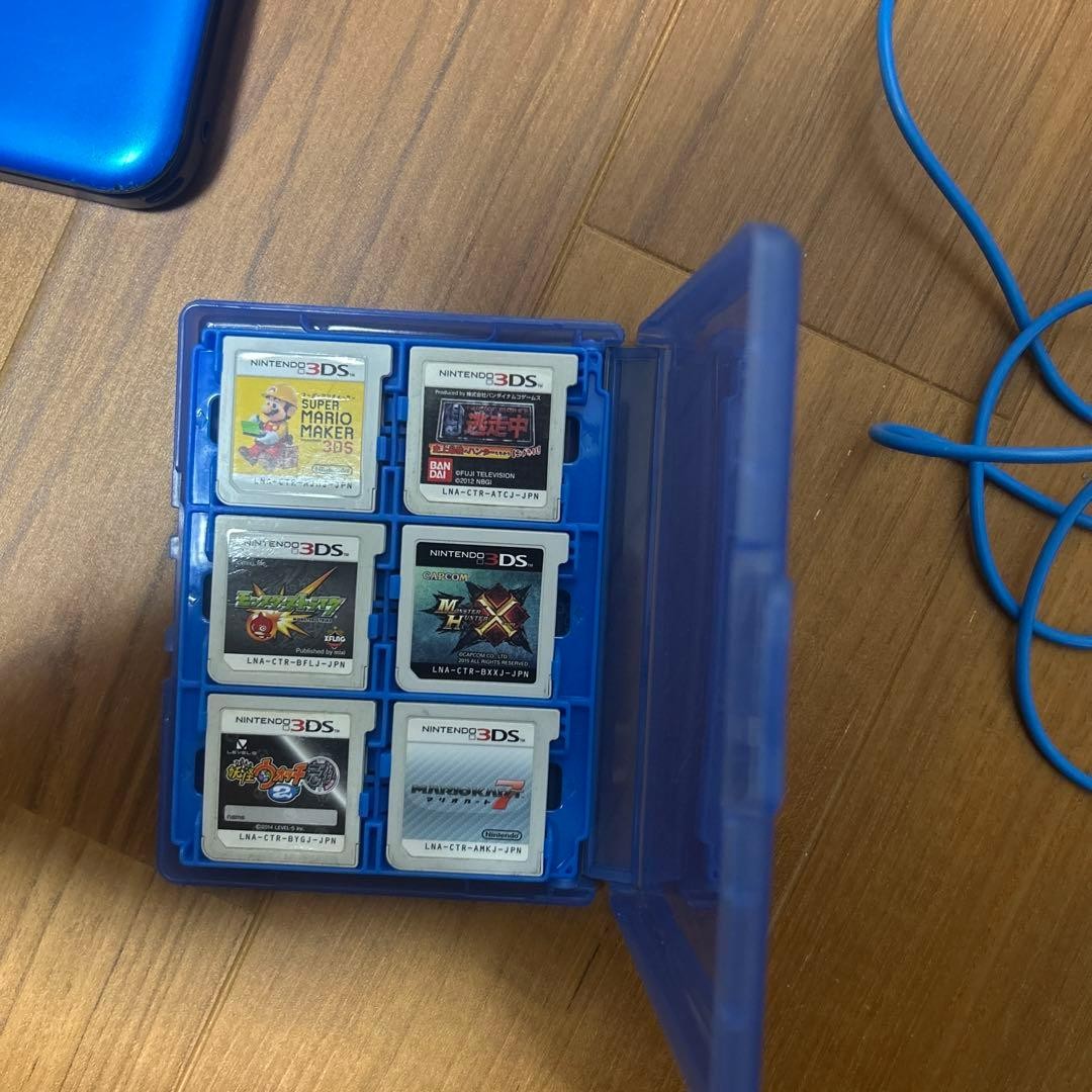 3DS/2DS/DS Nintendo 3Ds With Cassette Japan
