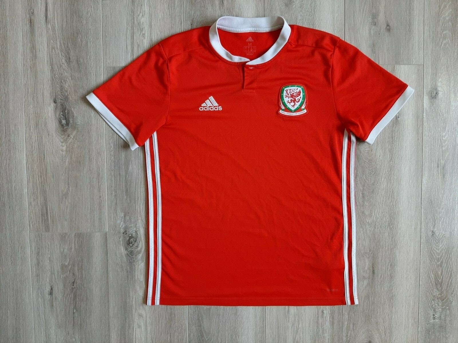 Wales Home football shirt 2018/2020 Jersey M Adidas BP9982 Soccer Camiseta Red