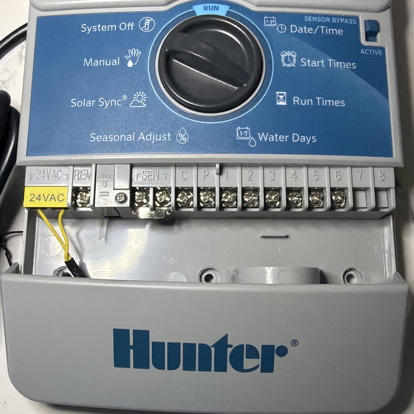 Hunter X-Core 6-Station Zone XC600i Sprinkler Irrigation Timer Controller Indoor