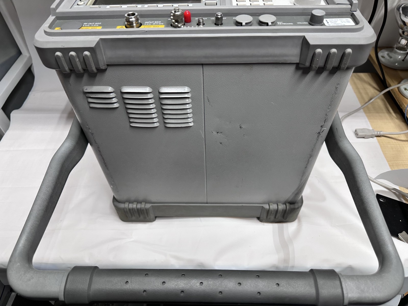 Agilent E4407B ESA-E Spectrum Analyzer - 9 kHz to 26.5 GHz
