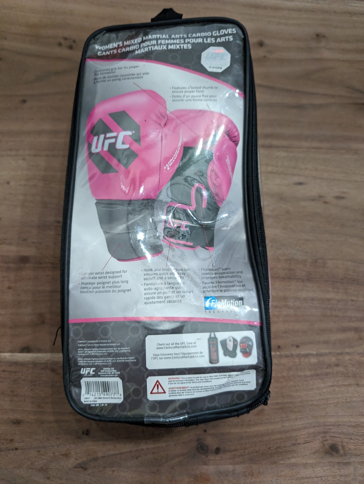 UFC Women's Pink MMA Cardio Kickboxing Boxing Gloves (10 oz) EUC