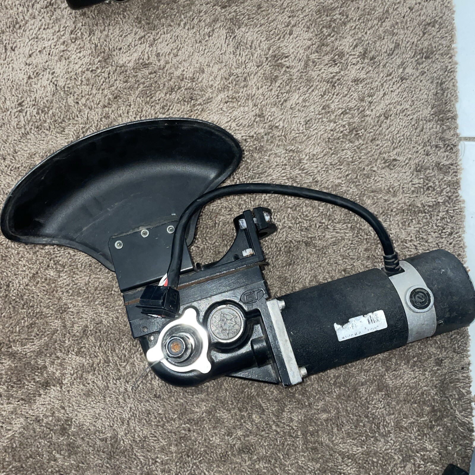 Used RH Motor For An Invacare Nutron R51 Wheelchair 24v 4600RPN 450 Watt CPD68
