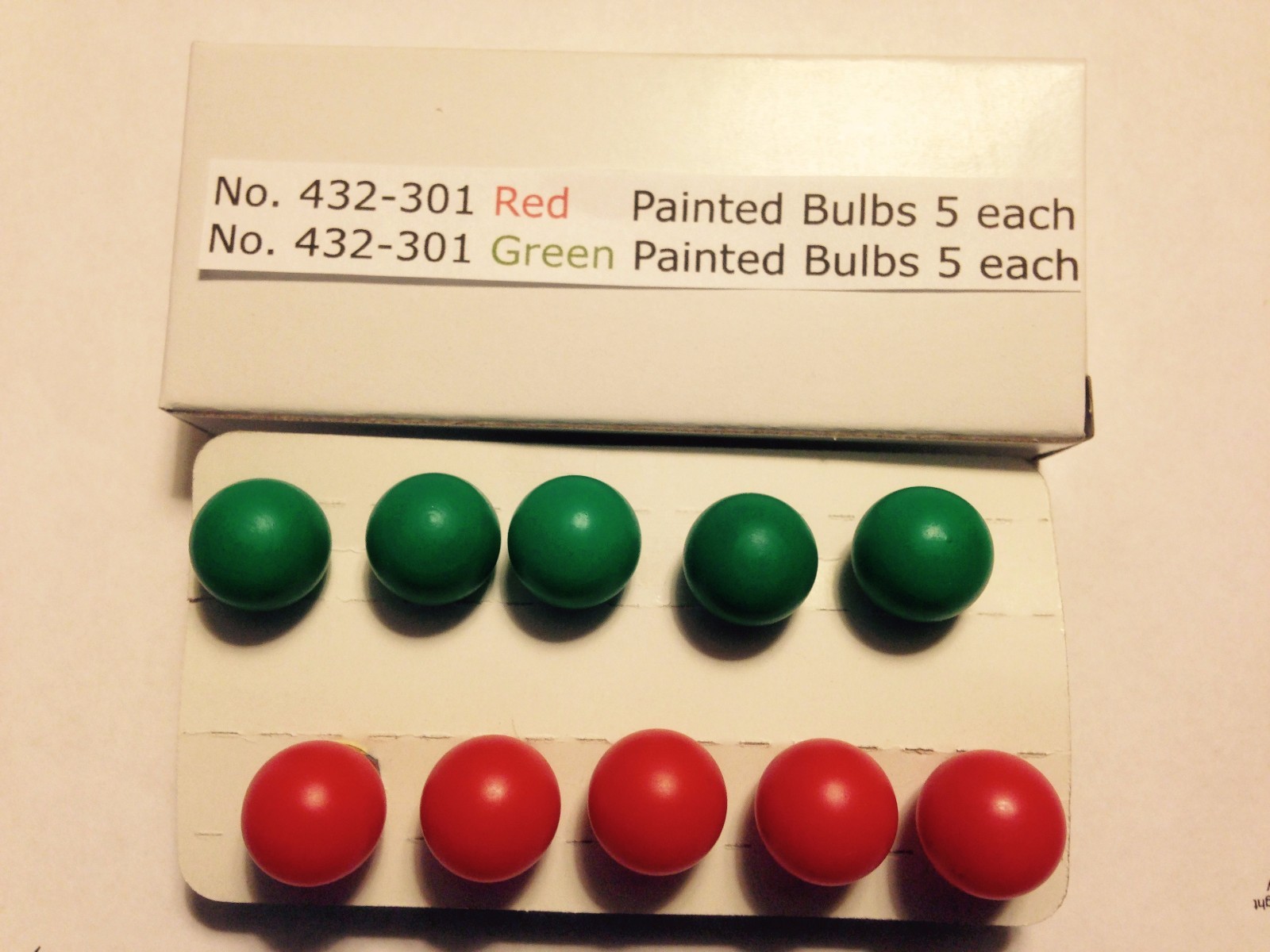 5 432 Red & 5 432 Green Bulbs for Lionel 022 Controller Ten total !