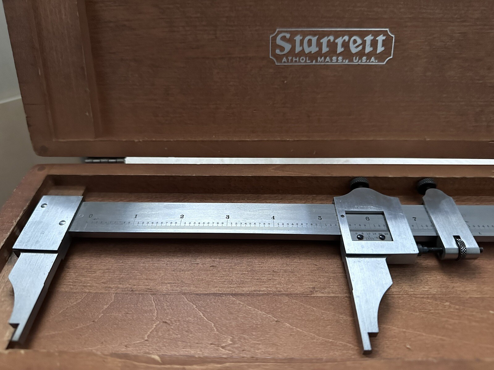 Vintage 25" Starrett No. 122 Vernier Caliper & Original Case Machinist Collect