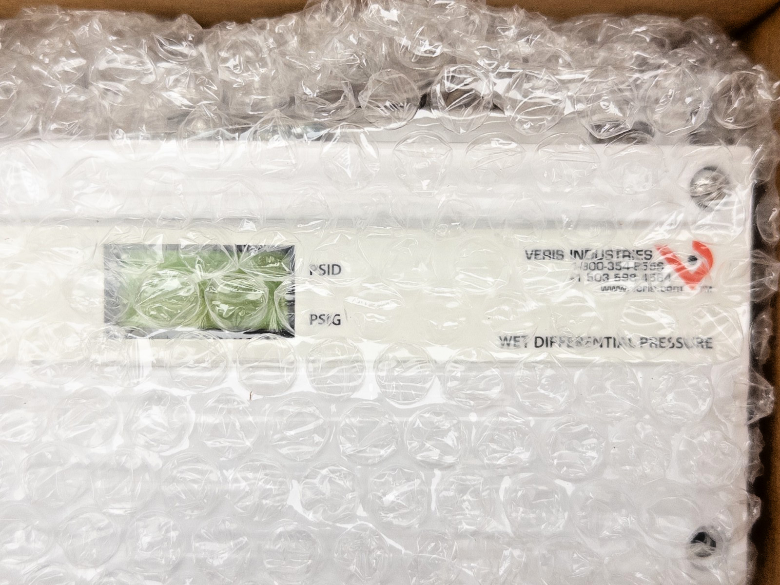 VERIS PWLX04S Wet Differential Pressure Sensor NEMA 4 LCD 0-100PSID