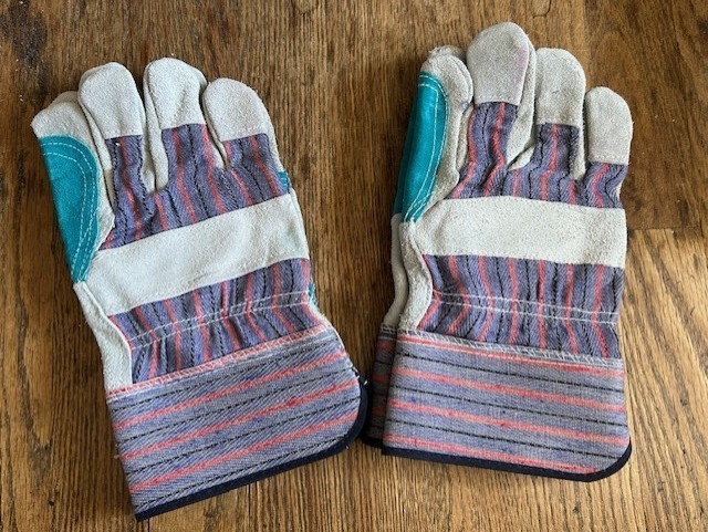 2 Pair of Premium Suede Double Palm & Index Finger Work Gloves Size M - NEW (70)