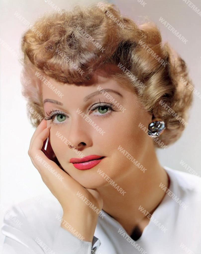 GU46 Lucille Ball - I Love Lucy  8x10 11x14 16x20 Colorized Photo