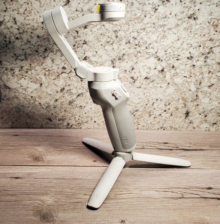 DJI OM 4 Handheld Foldable Gimbal 3-Axis Stabilizer