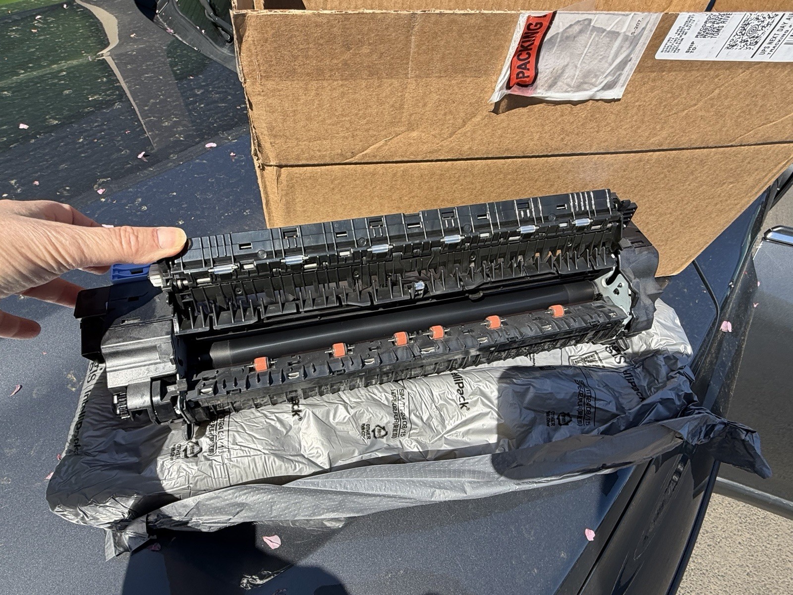 CC522-67904 / RM1-9372 - GENUINE OEM HP Fuser for M775 SERIES (only 12000 Pages)