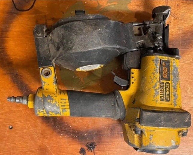 Stanley Bostitch Pneumatic Roofing Nailer