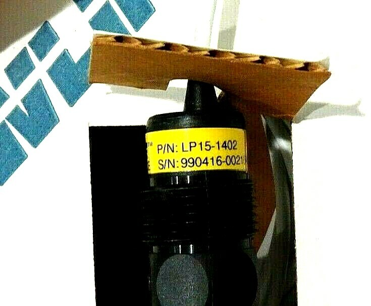 NEW FLOWLINE LP15-1402 LEVEL SWITCH LP151402