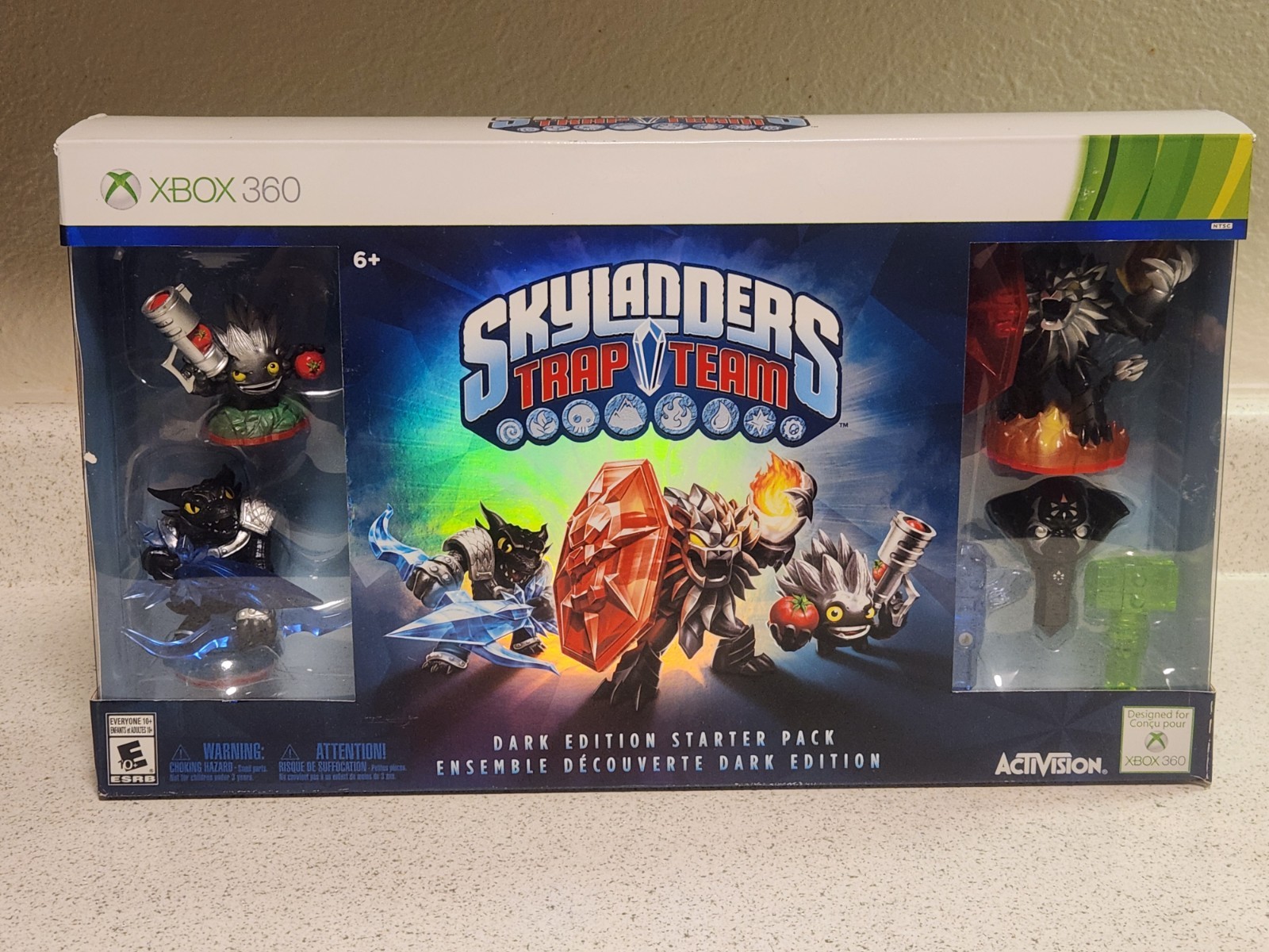Skylanders Trap Team Dark Edition Starter Pack Xbox 360 w/ Figures