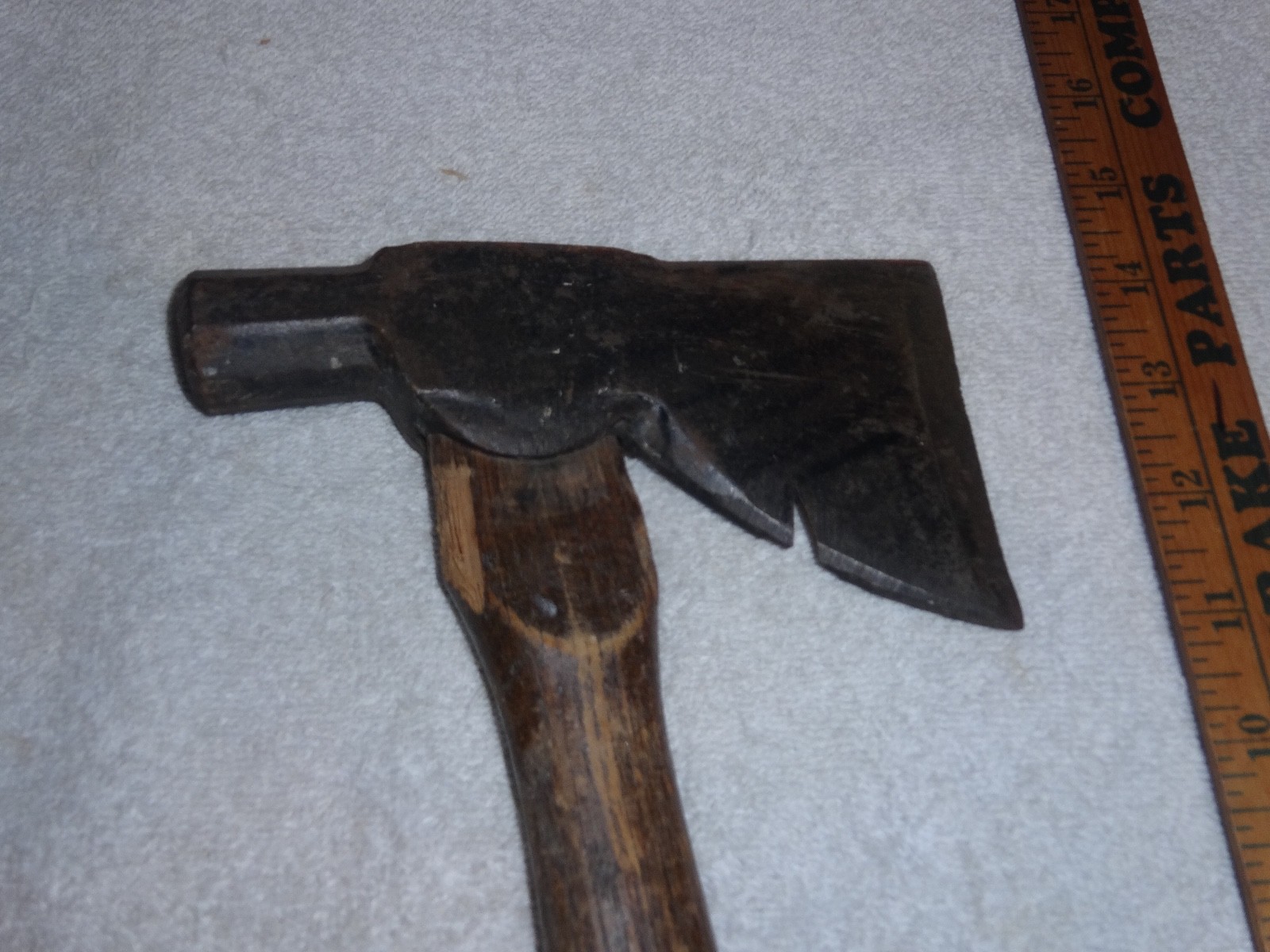 ANTIQUE ORIGINAL 14" STANLEY WOOD & METAL AX+ HAMMER 59 WEAR SAFETY GOGGLES TOOL