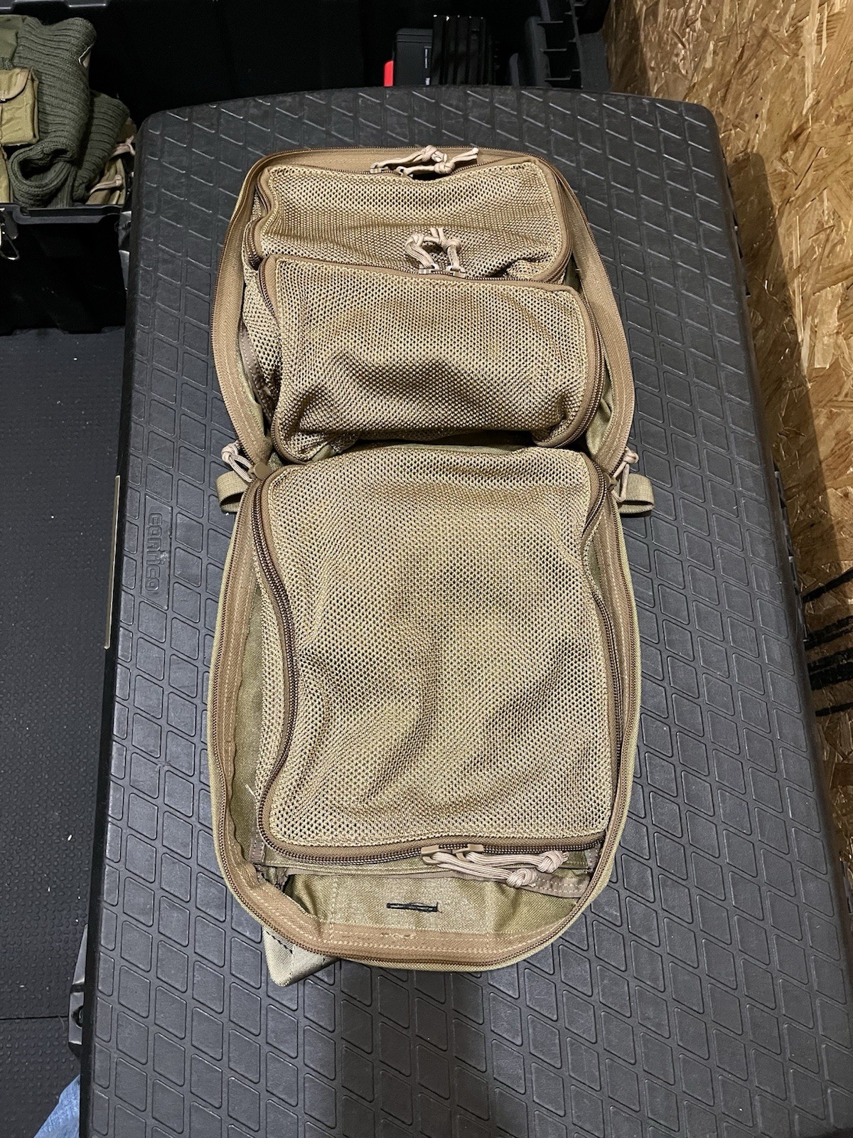 Eagle Industries Pilot Cockpit E&E Pack Khaki