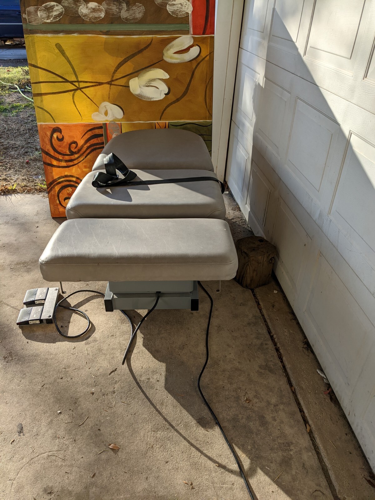 Hill Laboratories Co. HA90D Power Procedure/Exam table/Chair