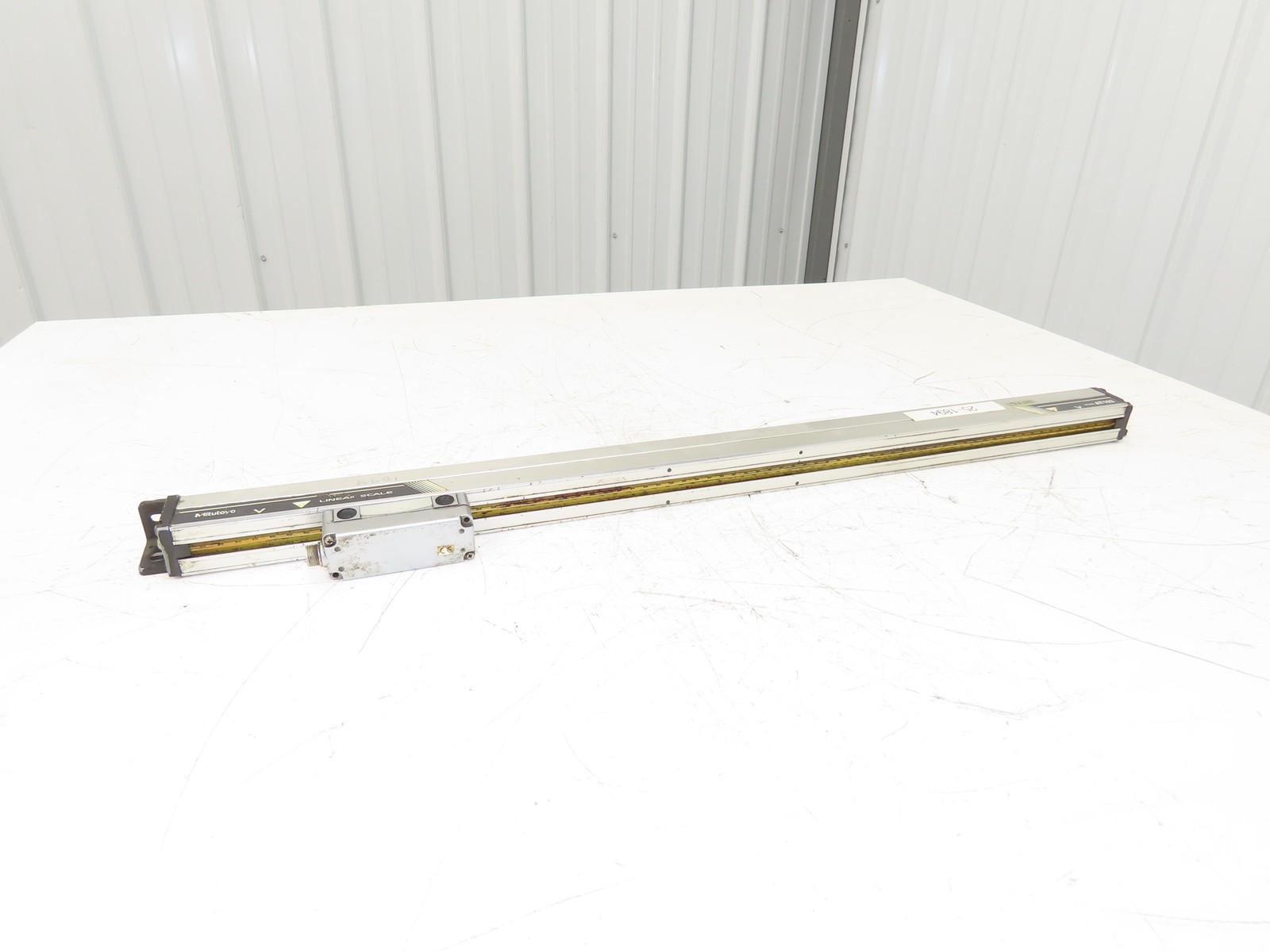 Mitutoyo AT102-600 Absolute Linear Digital Scale Encoder 600mm Travel