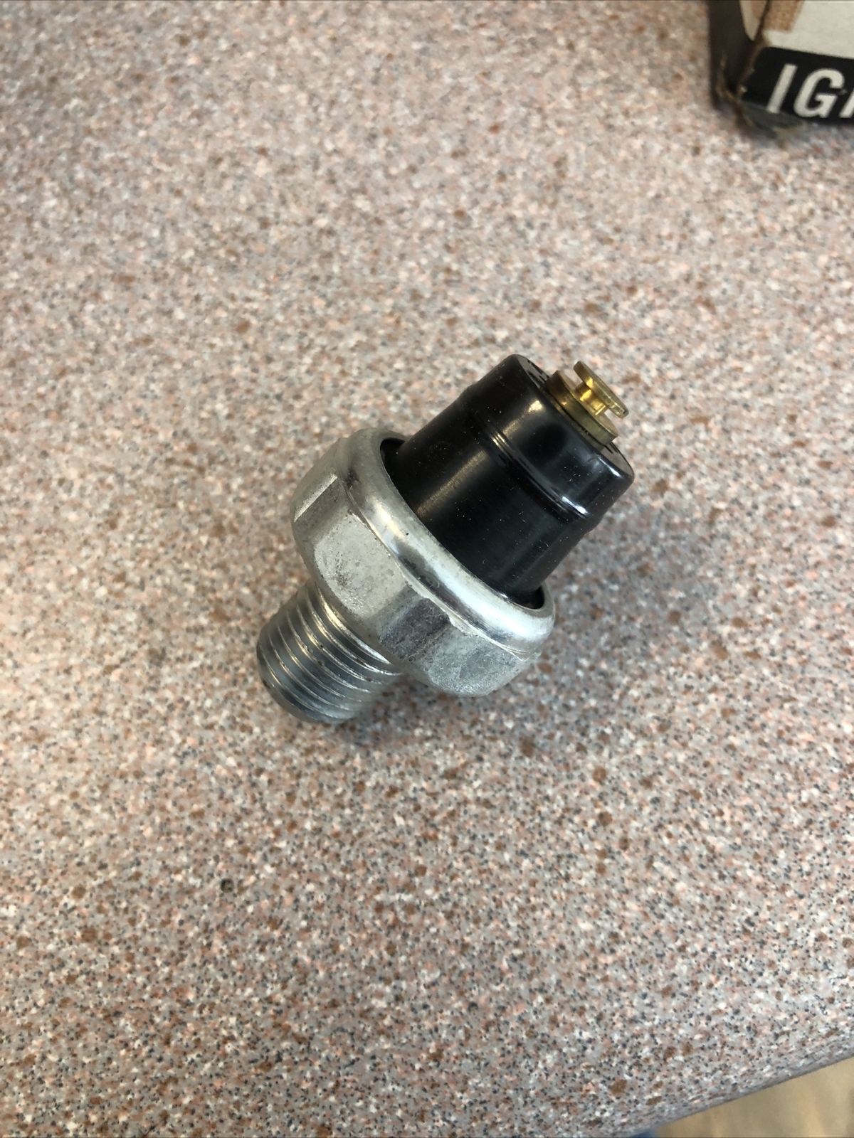 Niehoff FF134A Temp Sender New Old Stock