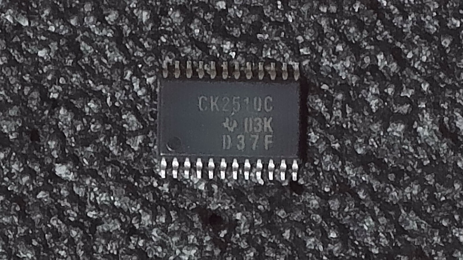 Texas Instruments CK2510C PCL Clock Driver IC SOIC24 - New