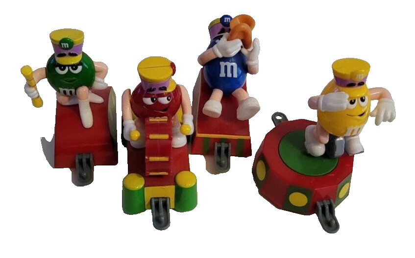 M&M Candy Lot of 4 Toppers Christmas Santa Marching Band Train Set