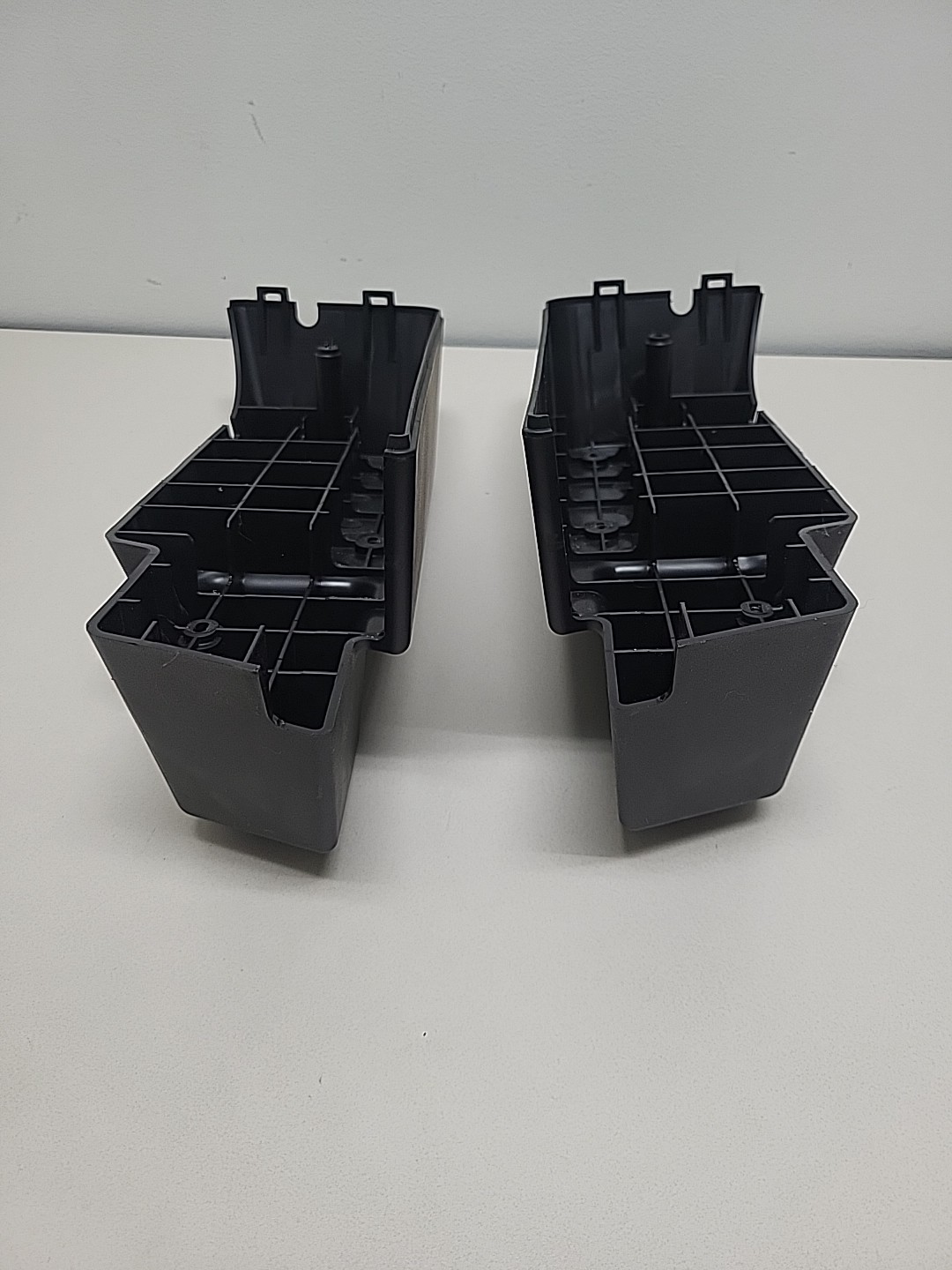 Proform Pro Trainer 1000 Treadmill Left And Right Rear Feet (51)